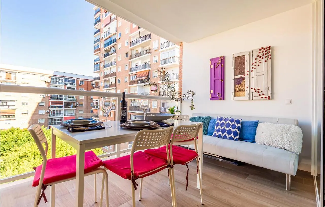 3 Bedroom Beautiful Apartment In Malaga