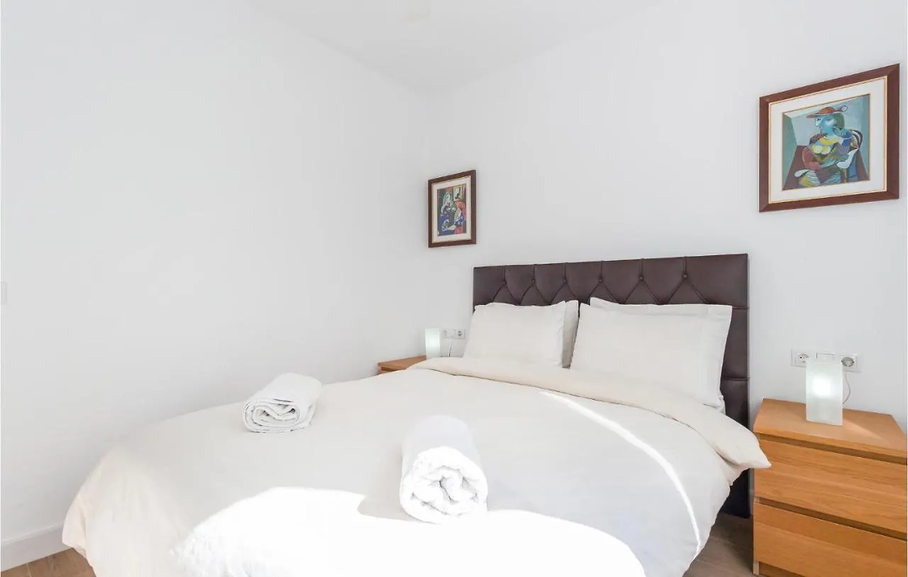 3 Bedroom Beautiful Apartment In Malaga