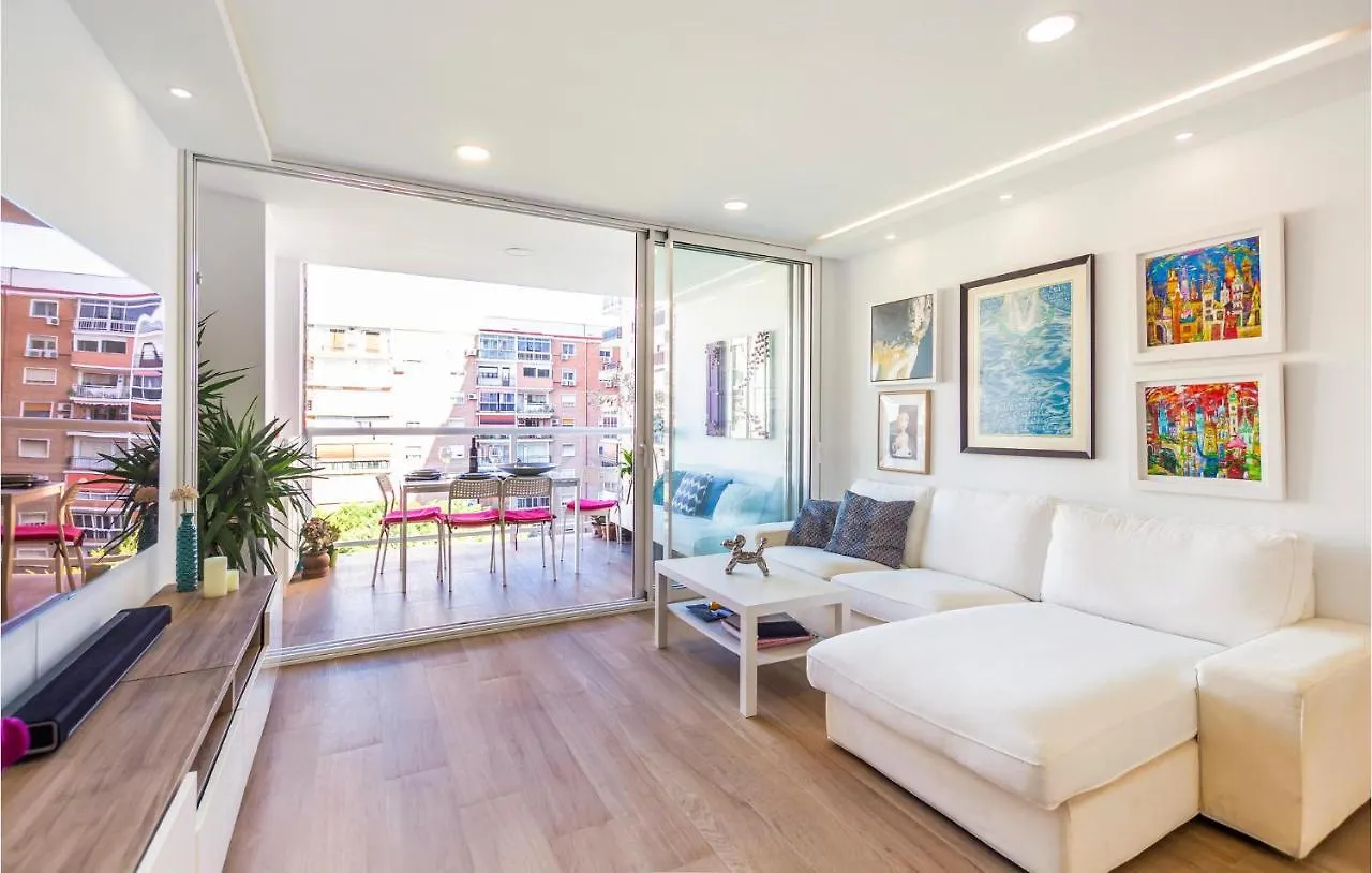 3 Bedroom Beautiful Apartment In Malaga